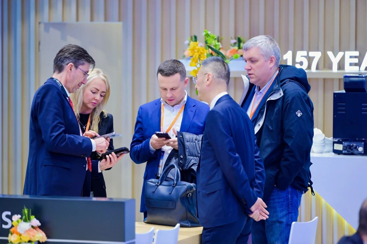 1741749124744449.jpg 1741749124744449.jpg